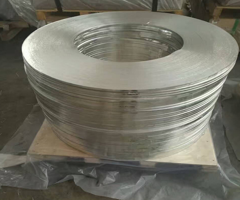 铝带具有良好的导电性导热性以及抗腐蚀性是一种轻质耐用的材料